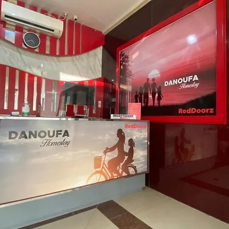 RedDoorz Plus @ Rawamangun-3